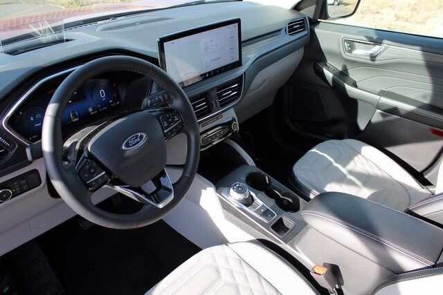 2024 Ford Escape Hybrid Platinum Klamath Falls OR