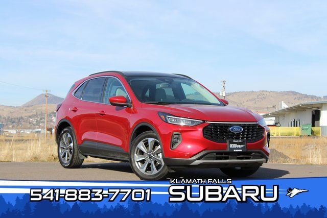 2024 Ford Escape Hybrid Platinum