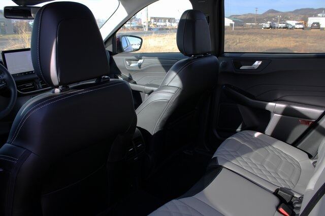 2024 Ford Escape Hybrid Platinum Klamath Falls OR