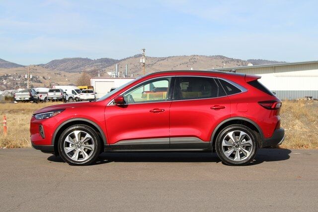 2024 Ford Escape Hybrid Platinum Klamath Falls OR