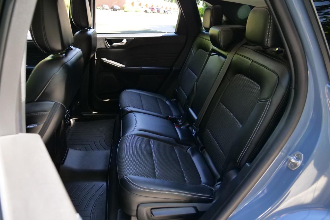 2024 Ford Escape PHEV / Hybrid / Heated Seats / Navigation! Lincolnton NC