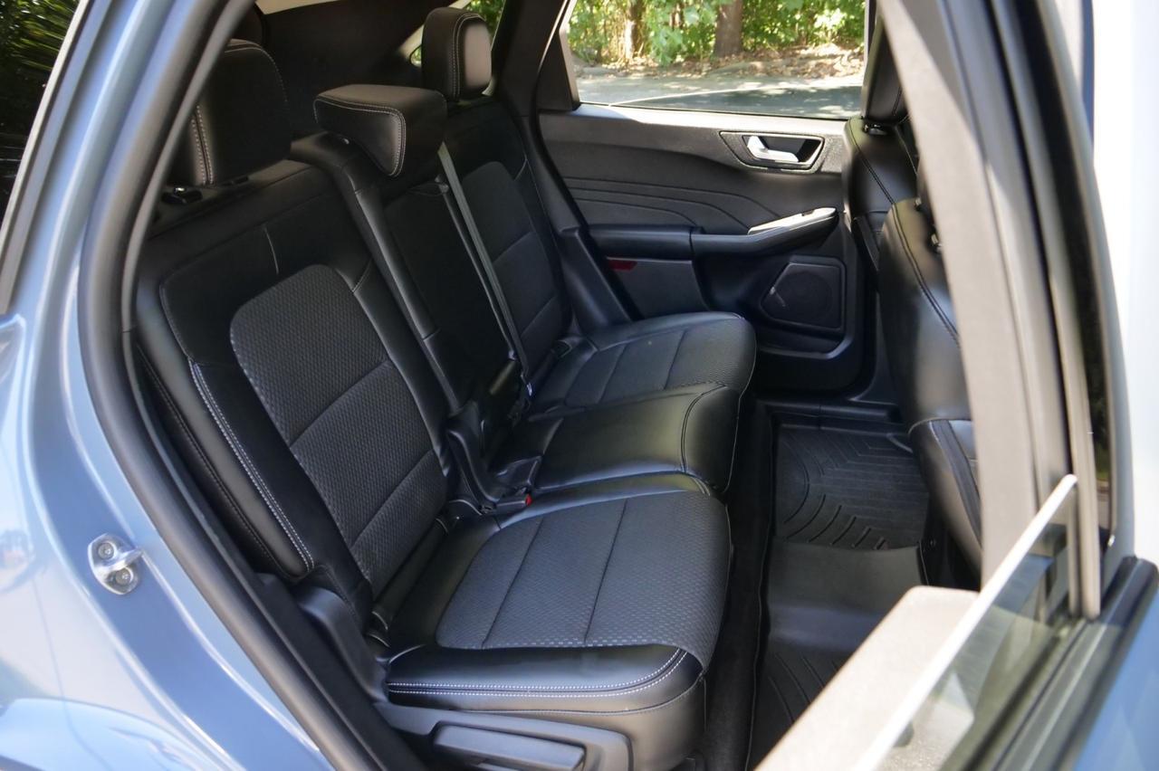 2024 Ford Escape PHEV / Hybrid / Heated Seats / Navigation! Lincolnton NC
