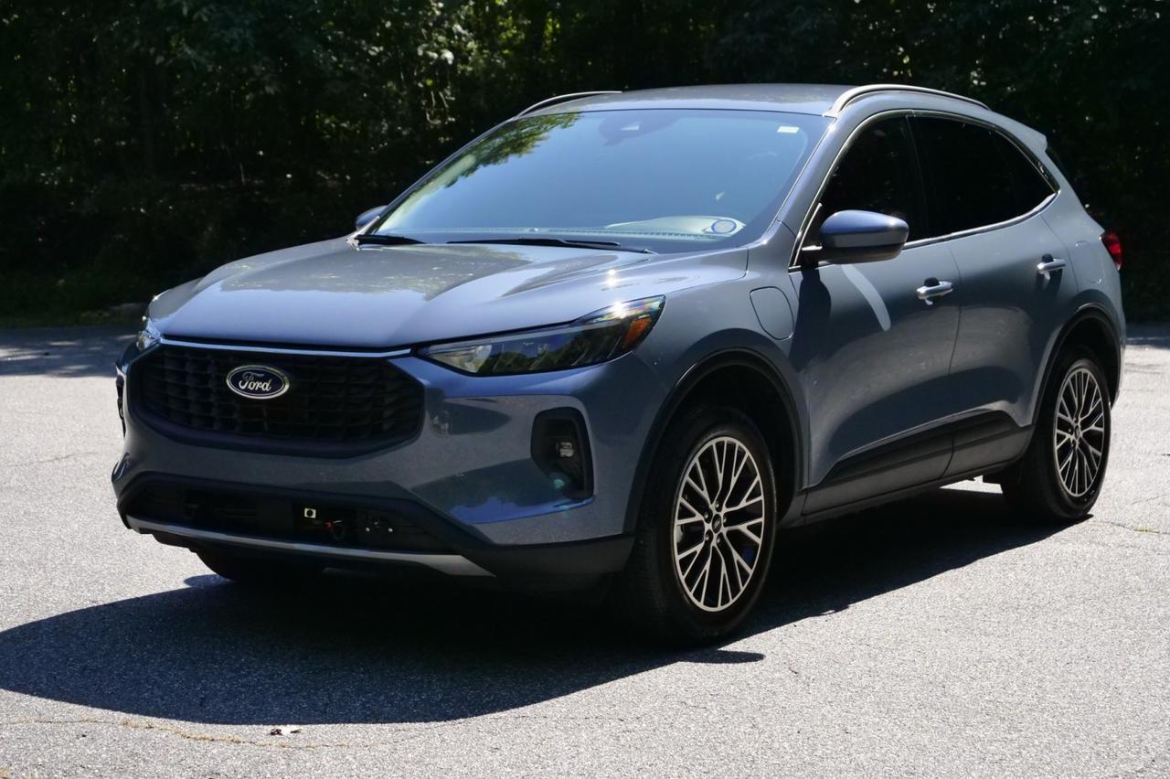 2024 Ford Escape PHEV / Hybrid / Heated Seats / Navigation! Lincolnton NC
