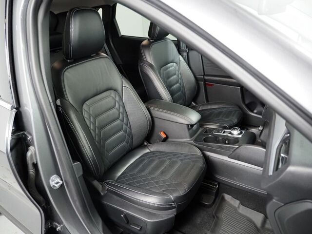 2024 Ford Escape PHEV Plug-In Hybrid *PREMIUM PKG, HEADS-UP DISPLAY, NAVIGATION, ADAPTIVE CRUISE, SAFETY ALERTS, 360 VIEW CAMERAS, PANORAMA MOONROOF, LEATHER, HEATED SEATS/STEERING, BANG & OLUFSEN, WIRELESS CHARGING Round Rock TX