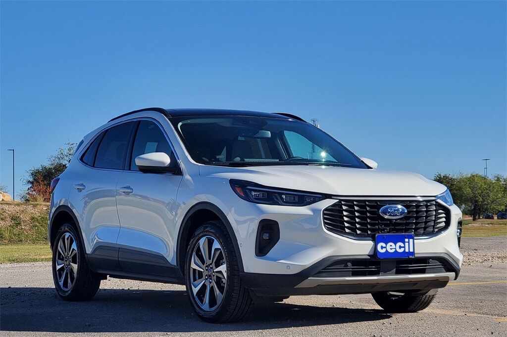 2024 Ford Escape Platinum
