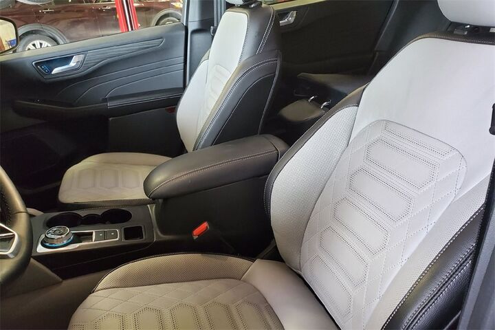 2024 Ford Escape Platinum  TX