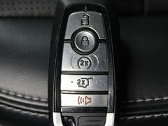 2024 Ford Escape Platinum AWD 5 Passenger Fond du Lac WI