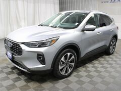 2024 Ford Escape Platinum AWD 5 Passenger Fond du Lac WI