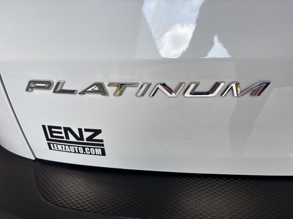2024 Ford Escape Platinum AWD Minocqua WI