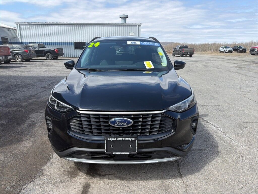 2024 Ford Escape Platinum