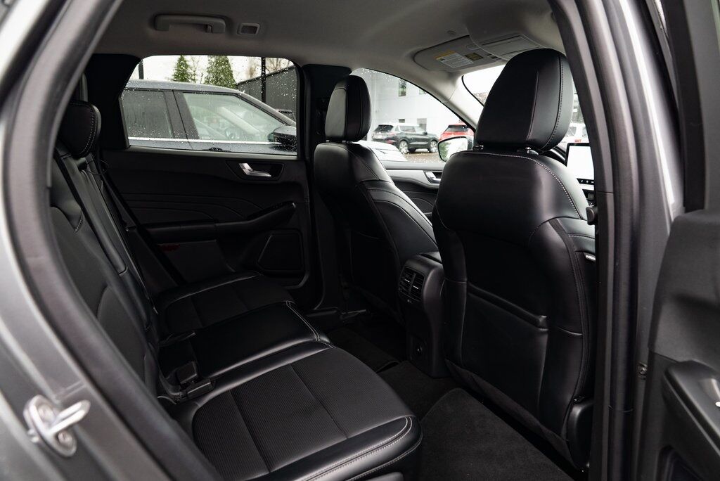 2024 Ford Escape Platinum Milwaukie OR