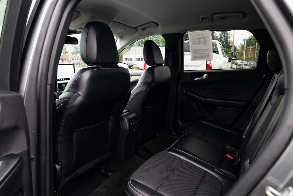2024 Ford Escape Platinum Milwaukie OR