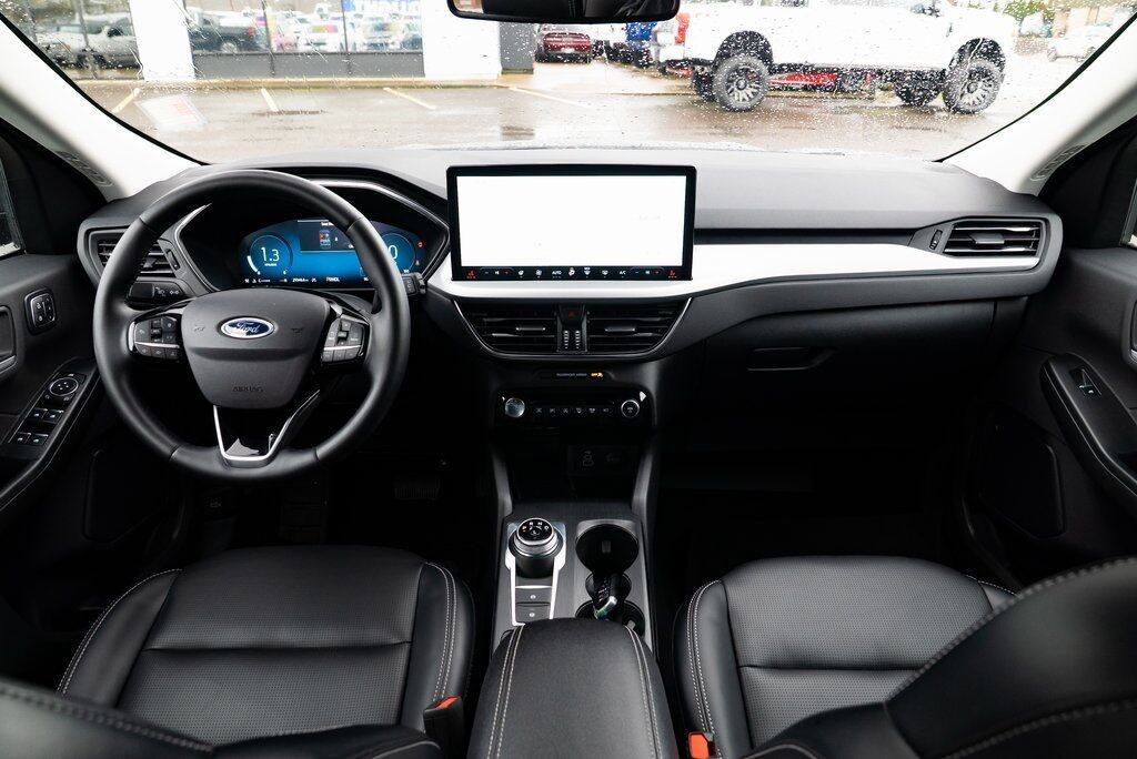 2024 Ford Escape Platinum Milwaukie OR