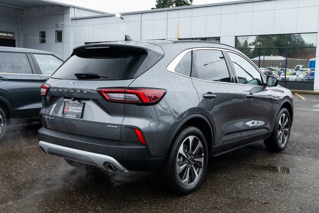 2024 Ford Escape Platinum Milwaukie OR