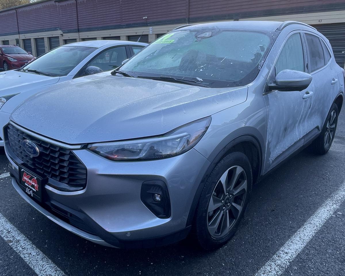 2024 Ford Escape Platinum Sport Utility 4D Port Orchard WA