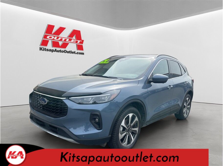 2024 Ford Escape Platinum Sport Utility 4D