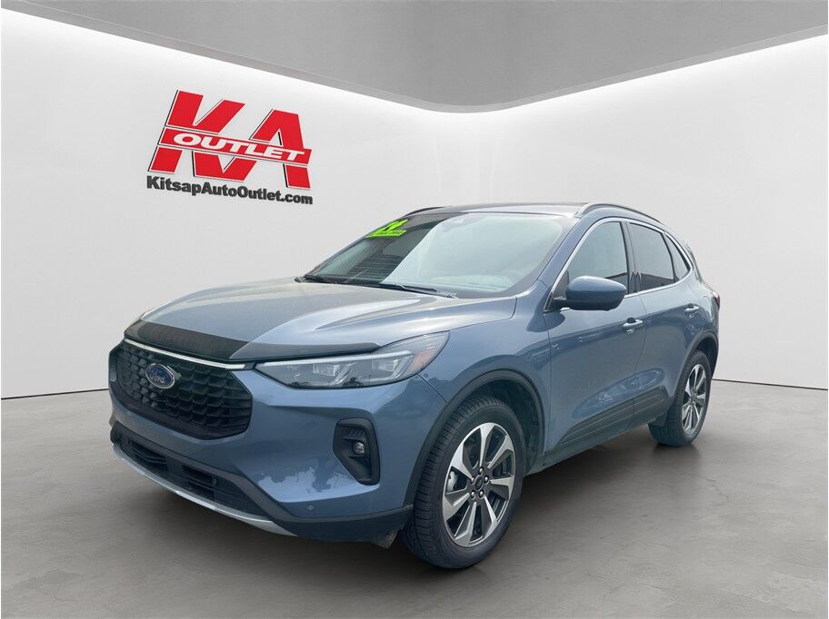 2024 Ford Escape Platinum Sport Utility 4D