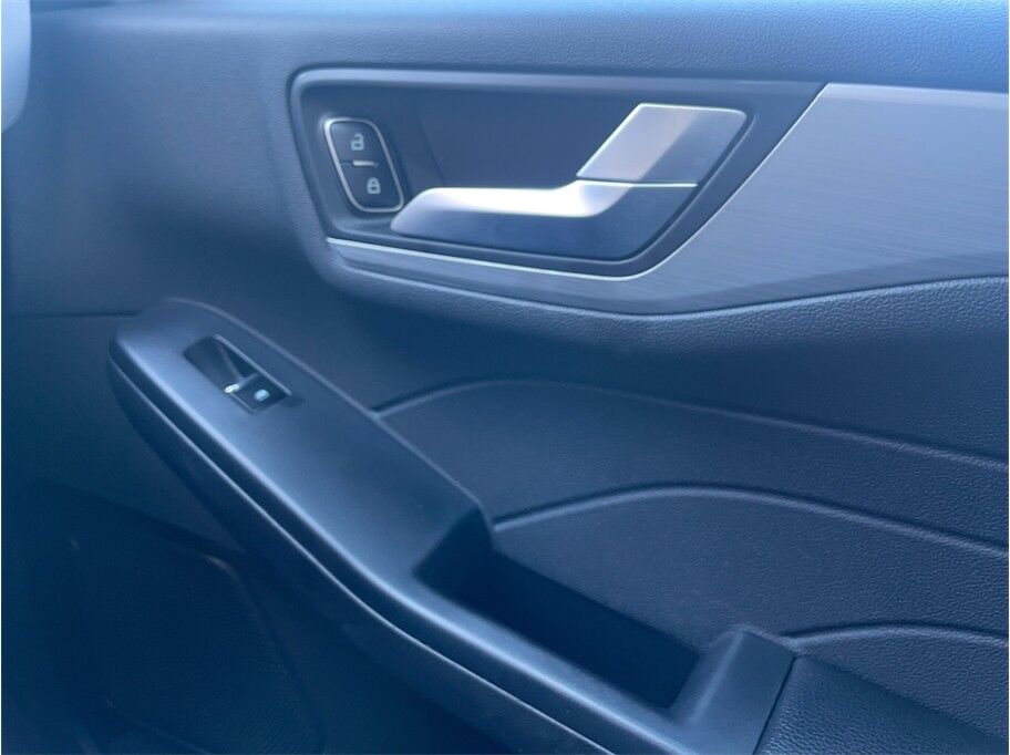 2024 Ford Escape Platinum Sport Utility 4D Port Orchard WA