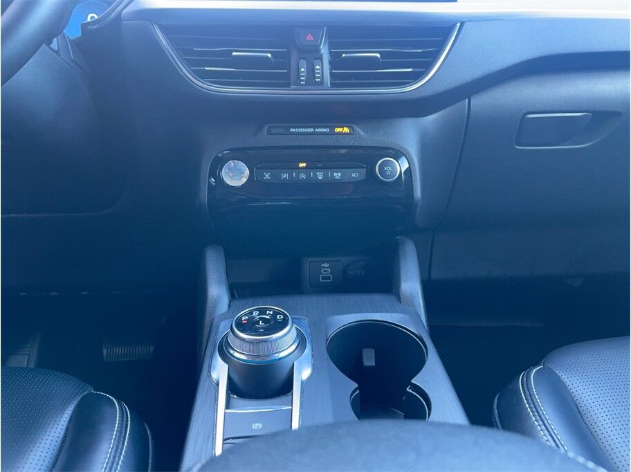 2024 Ford Escape Platinum Sport Utility 4D Port Orchard WA