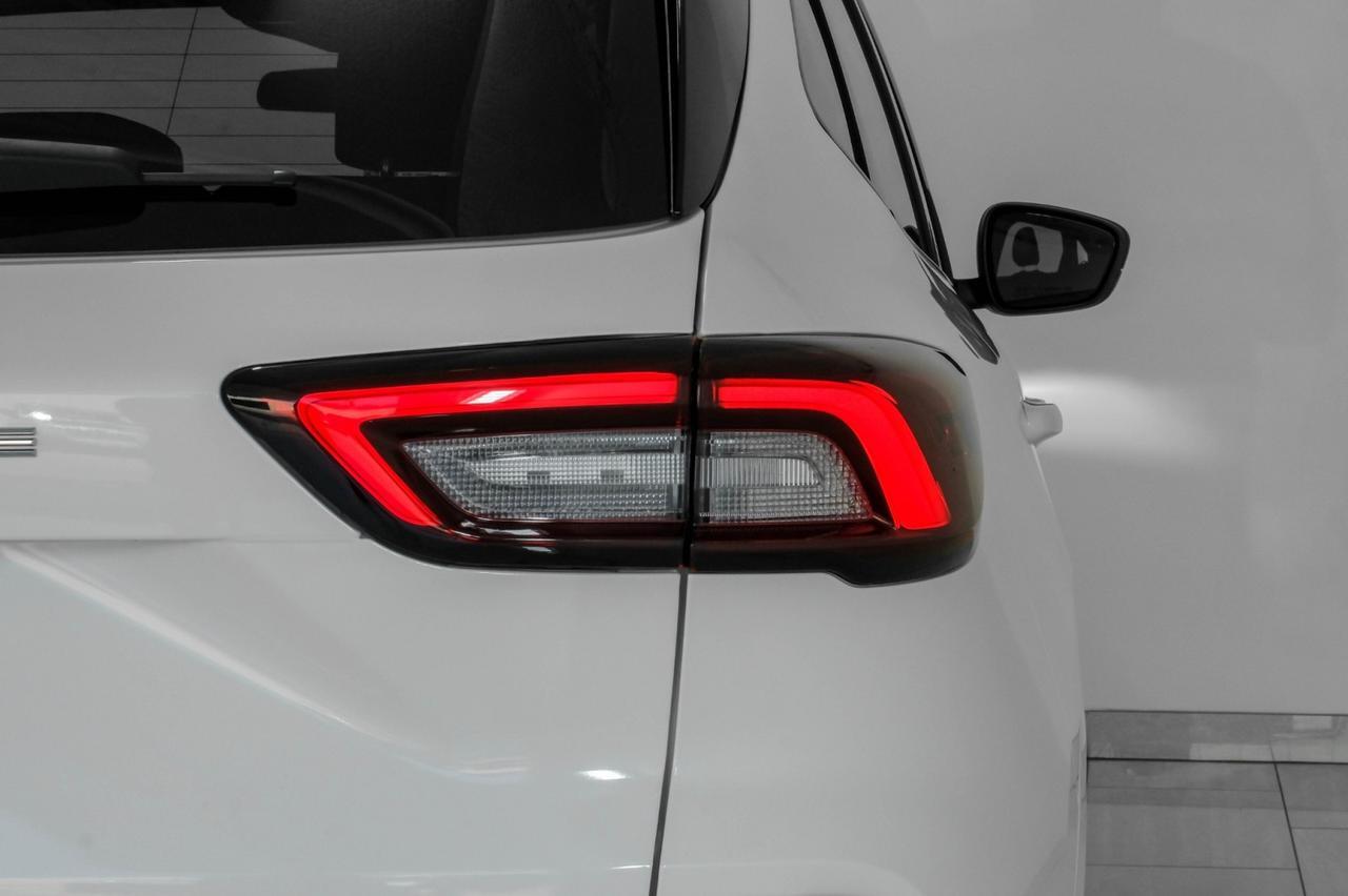 2024 Ford Escape ST-LINE BLIND SPOT ASSIST NAVIGATION REAR CAMERA KEYLESS START POWER DRIVER SEAT Carrollton TX