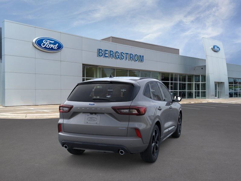 2024 Ford Escape ST-Line Elite Green Bay WI