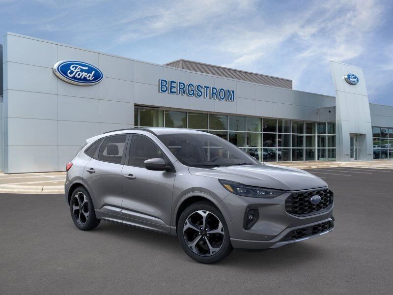 2024 Ford Escape ST-Line Elite Green Bay WI
