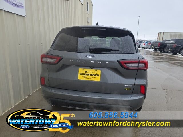 2024 Ford Escape ST-Line Elite Watertown SD