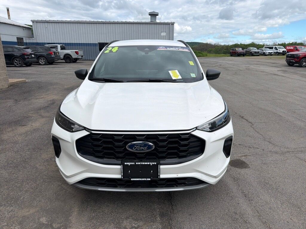 2024 Ford Escape ST-Line