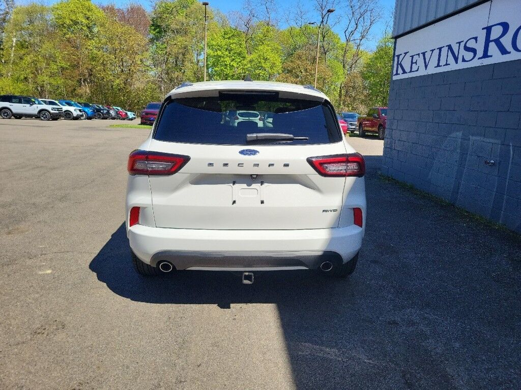 2024 Ford Escape ST-Line Owego NY