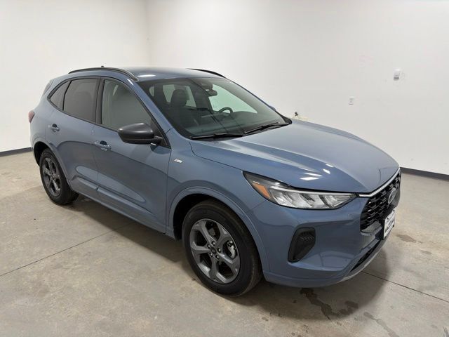 2024 Ford Escape ST-Line Pine River MN