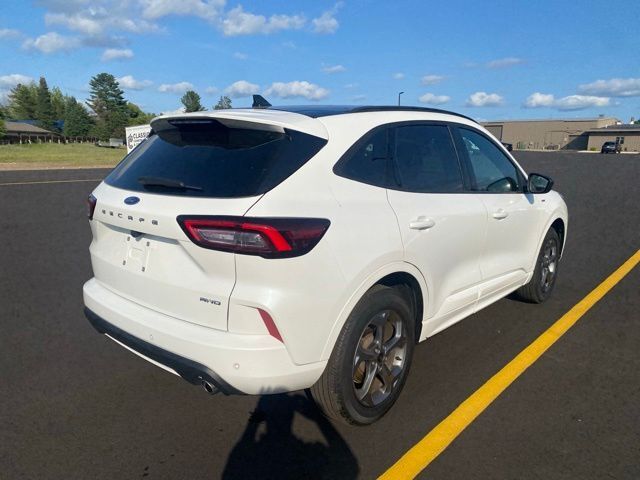 2024 Ford Escape ST-Line Pine River MN