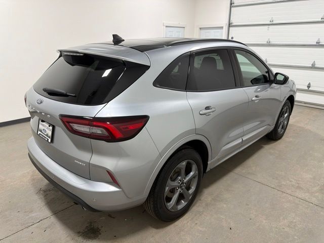 2024 Ford Escape ST-Line Pine River MN