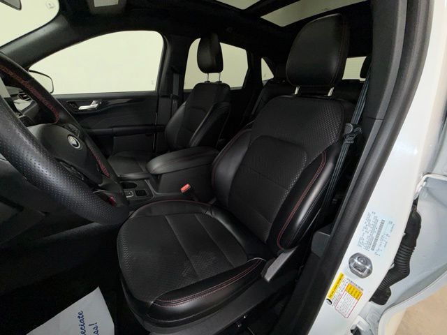 2024 Ford Escape ST-Line Pine River MN