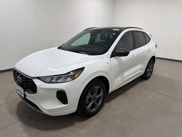 2024 Ford Escape ST-Line Pine River MN