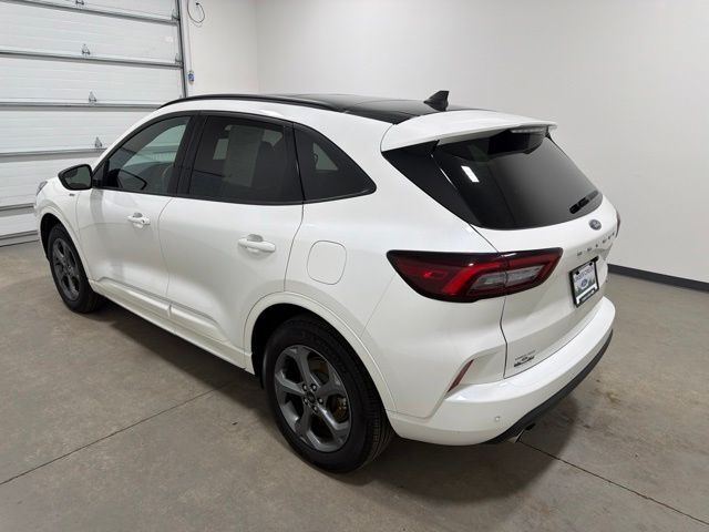 2024 Ford Escape ST-Line Pine River MN