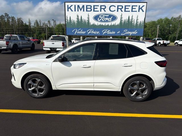 2024 Ford Escape ST-Line Pine River MN