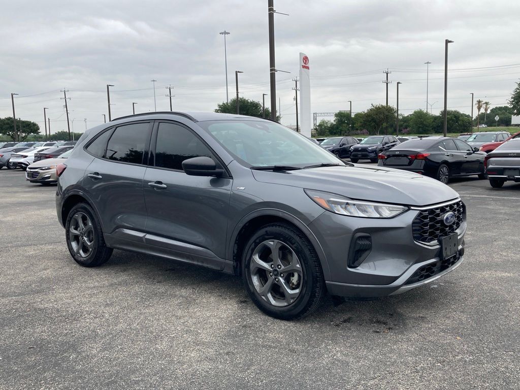 2024 Ford Escape ST-Line