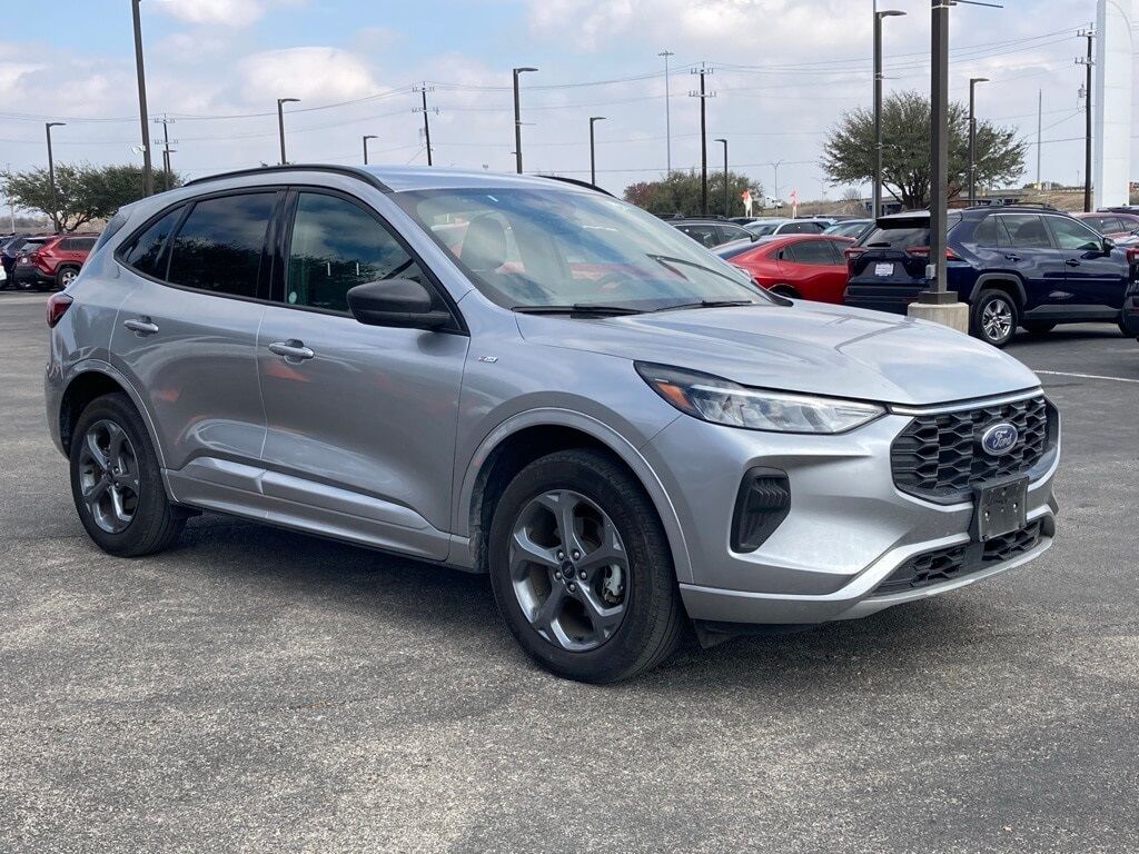 2024 Ford Escape ST-Line