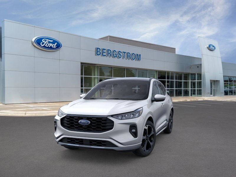 2024 Ford Escape ST-Line Select Green Bay WI