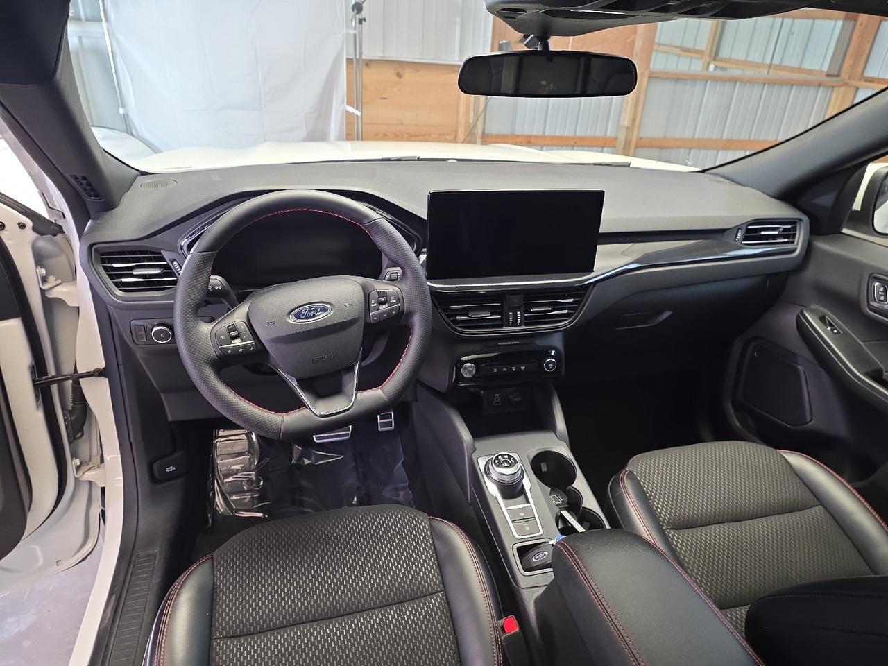 2024 Ford Escape ST-Line Select Sand Lake NY