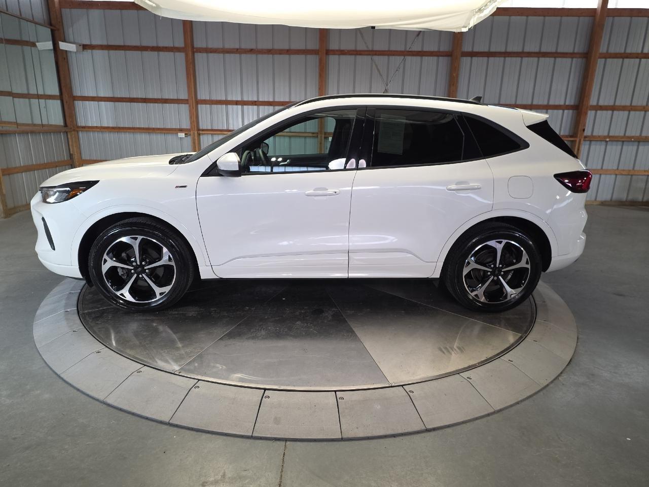 2024 Ford Escape ST-Line Select