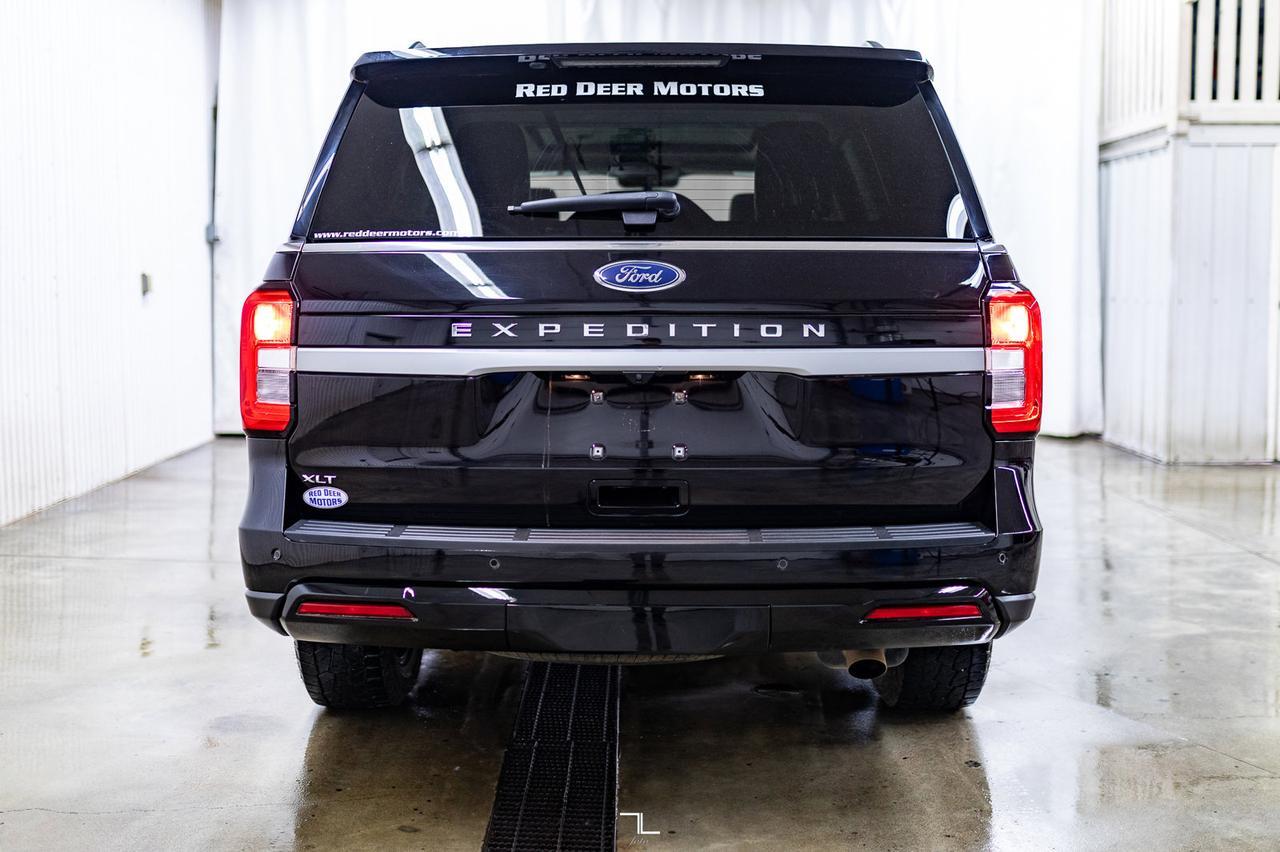2024 Ford Expedition AWD XLT Leather Roof Nav BCam Red Deer AB