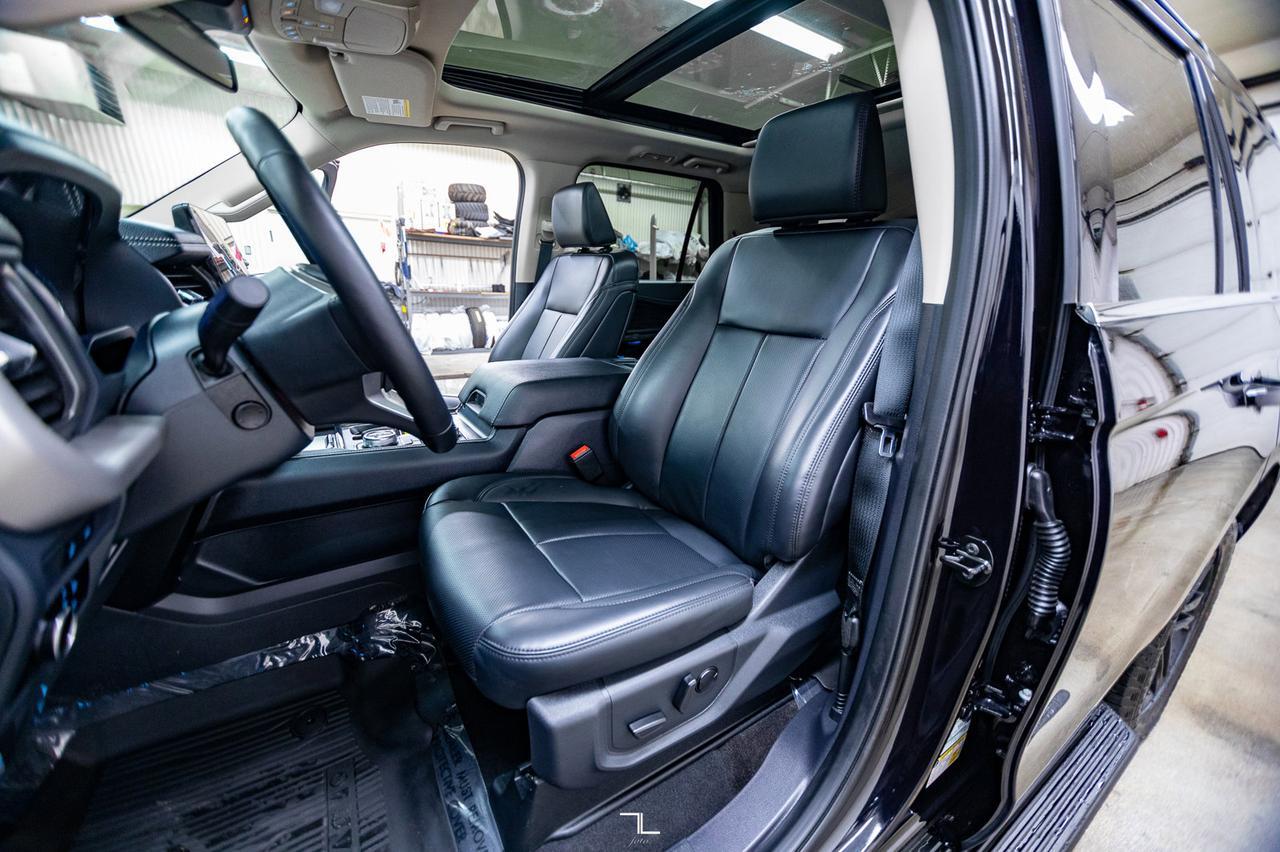 2024 Ford Expedition AWD XLT Leather Roof Nav BCam Red Deer AB