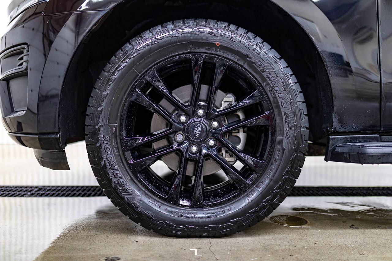 2024 Ford Expedition AWD XLT Leather Roof Nav BCam Red Deer AB