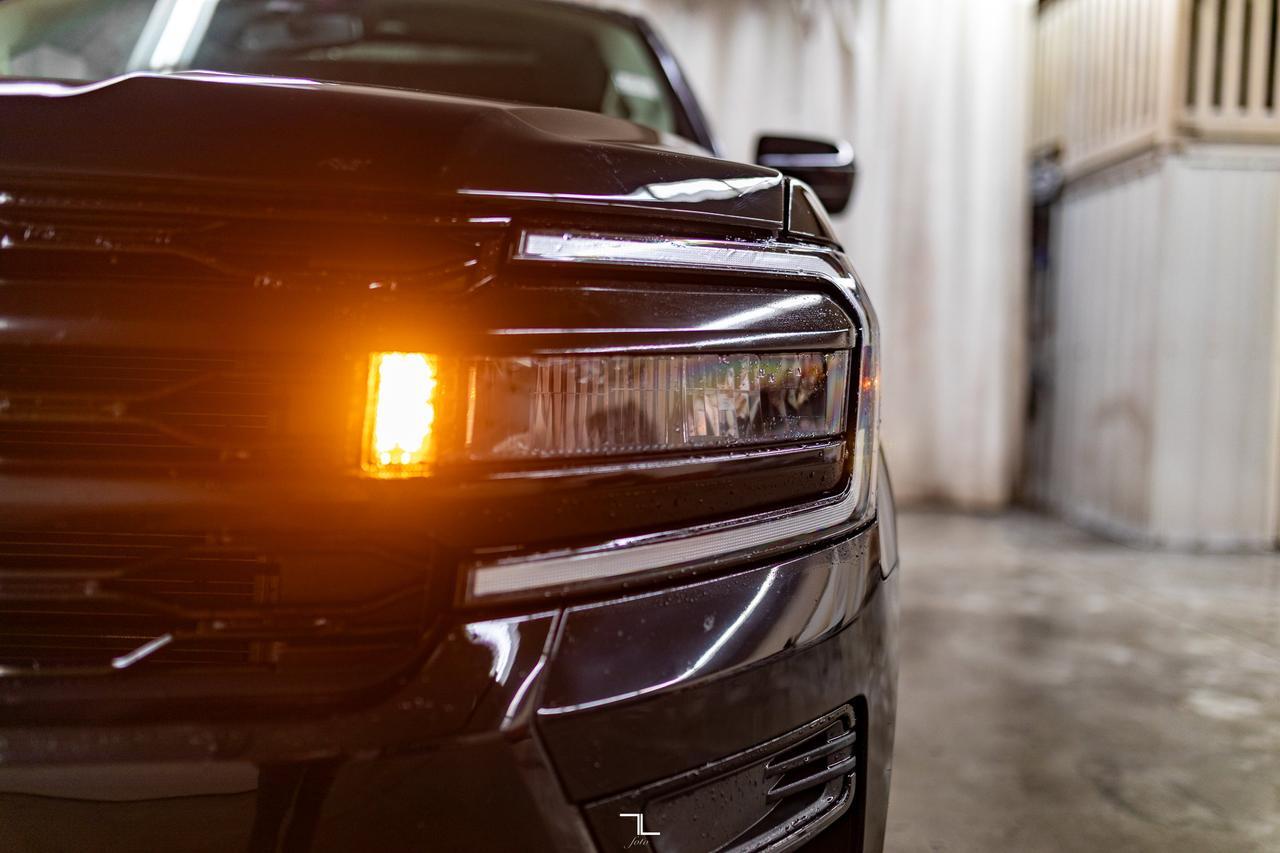 2024 Ford Expedition AWD XLT Sport Leather Roof Nav BCam Red Deer AB