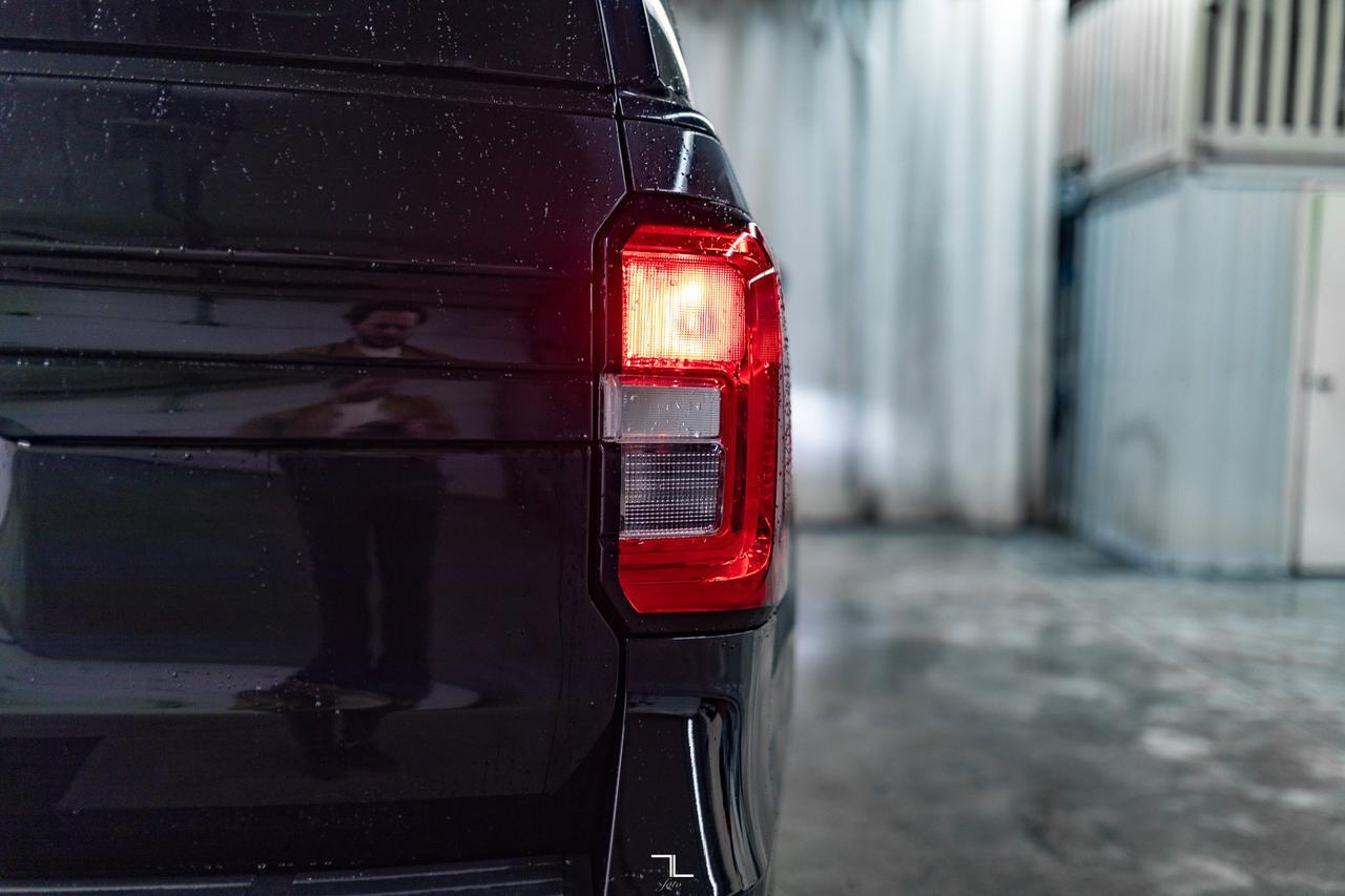 2024 Ford Expedition AWD XLT Sport Leather Roof Nav BCam Red Deer AB