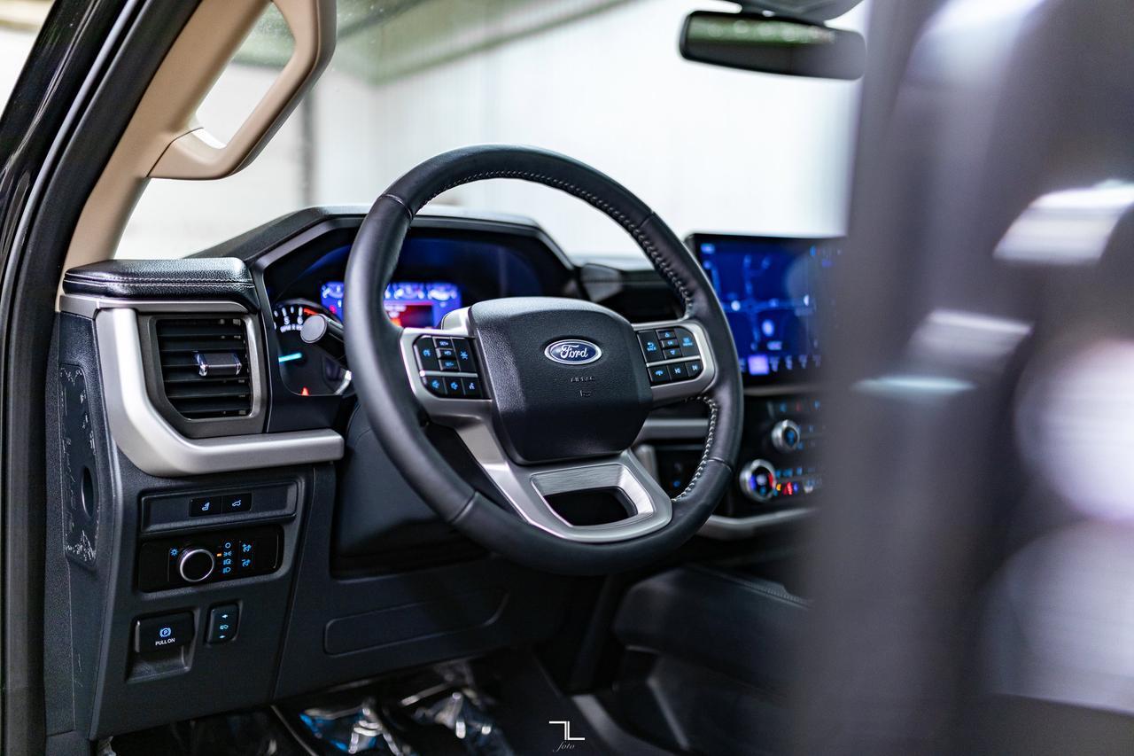 2024 Ford Expedition AWD XLT Sport Leather Roof Nav BCam Red Deer AB