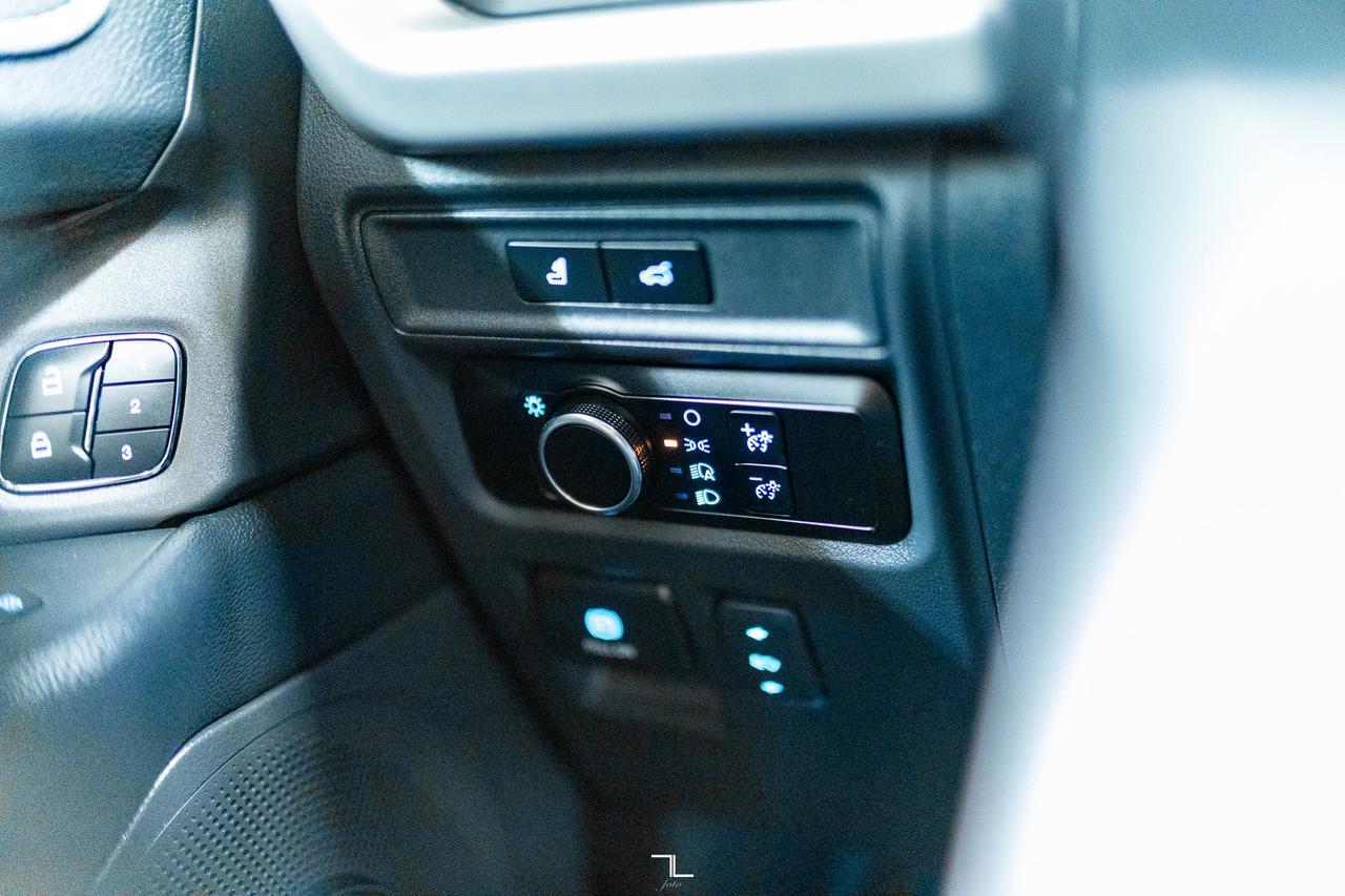 2024 Ford Expedition AWD XLT Sport Leather Roof Nav BCam Red Deer AB