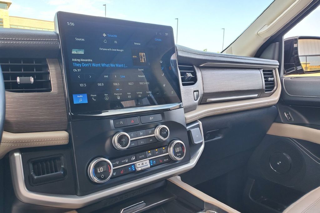 2024 Ford Expedition Limited Hondo TX
