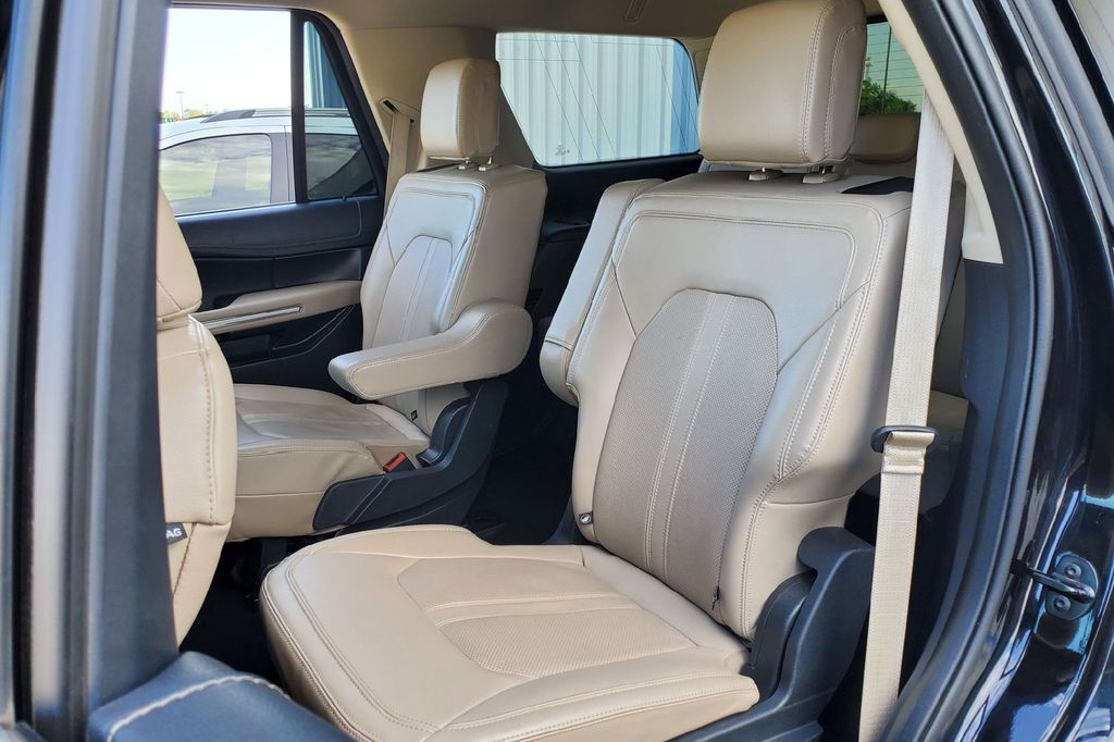 2024 Ford Expedition Limited Hondo TX